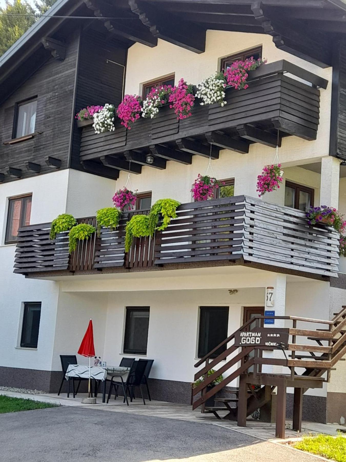 Gogo Apartment *